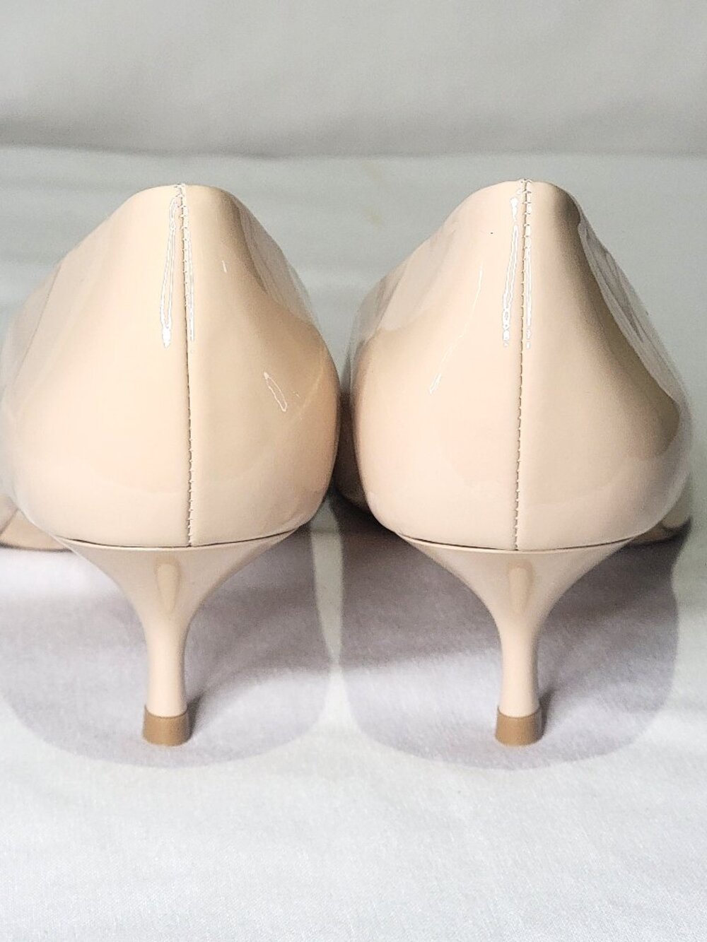 NWOT Stuart Weitzman Power 50 Kitten Heels Pump Size 40 - Picture 4 of 5